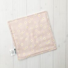 Pink daisy washcloth